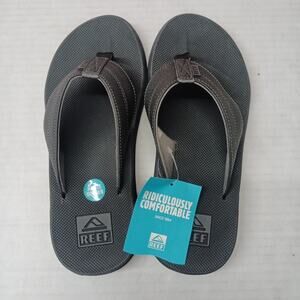 REEF Element TQT Men's Sandals Men's Size 8 Bottle Opener